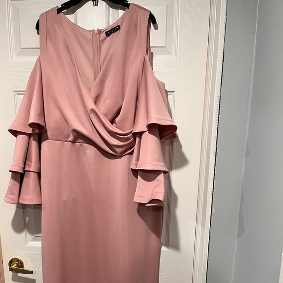 Shein Curve Cold Shoulder Flutter Sleeve Dress Dusty Rose Size 3X/18 - Picture 4 of 9